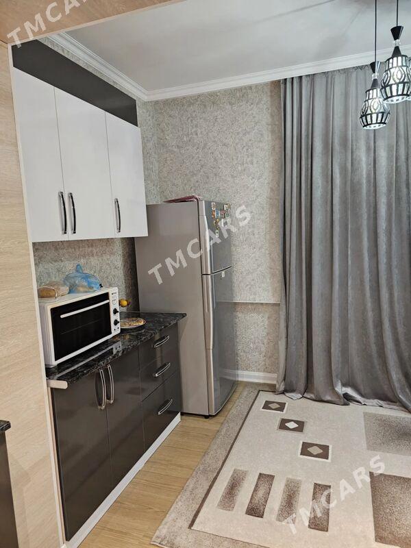 Мир 1 3 комнаты 86 квадратов - Parahat 1 - img 8