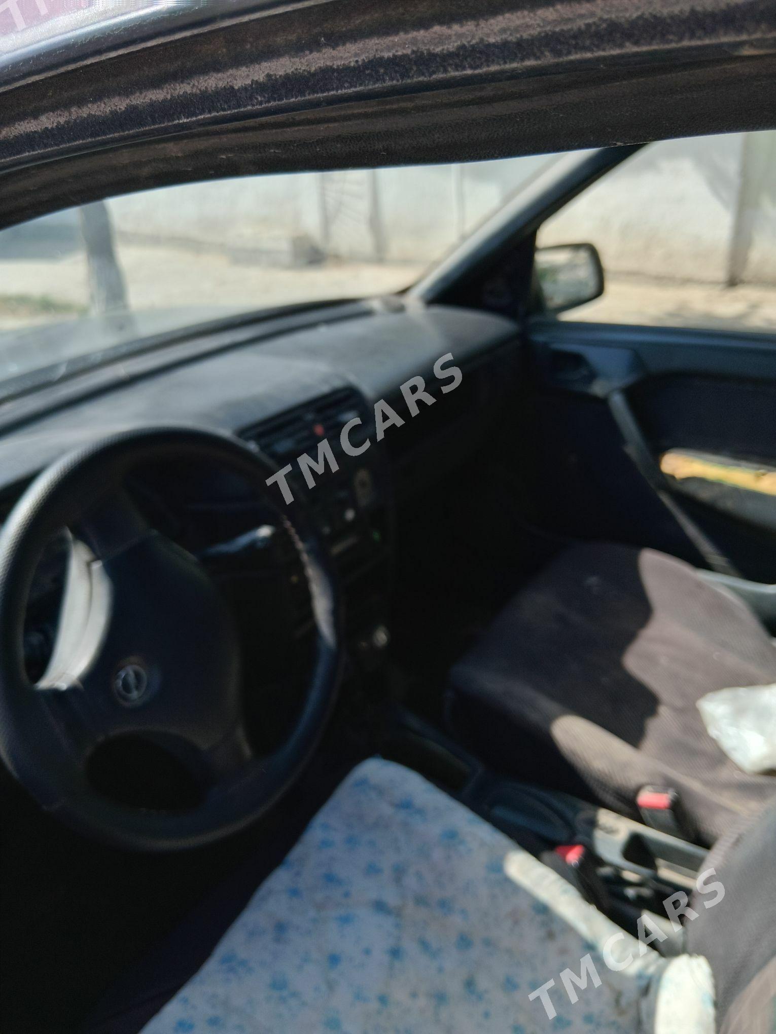 Opel Vectra 1992 - 15 000 TMT - Mary - img 3
