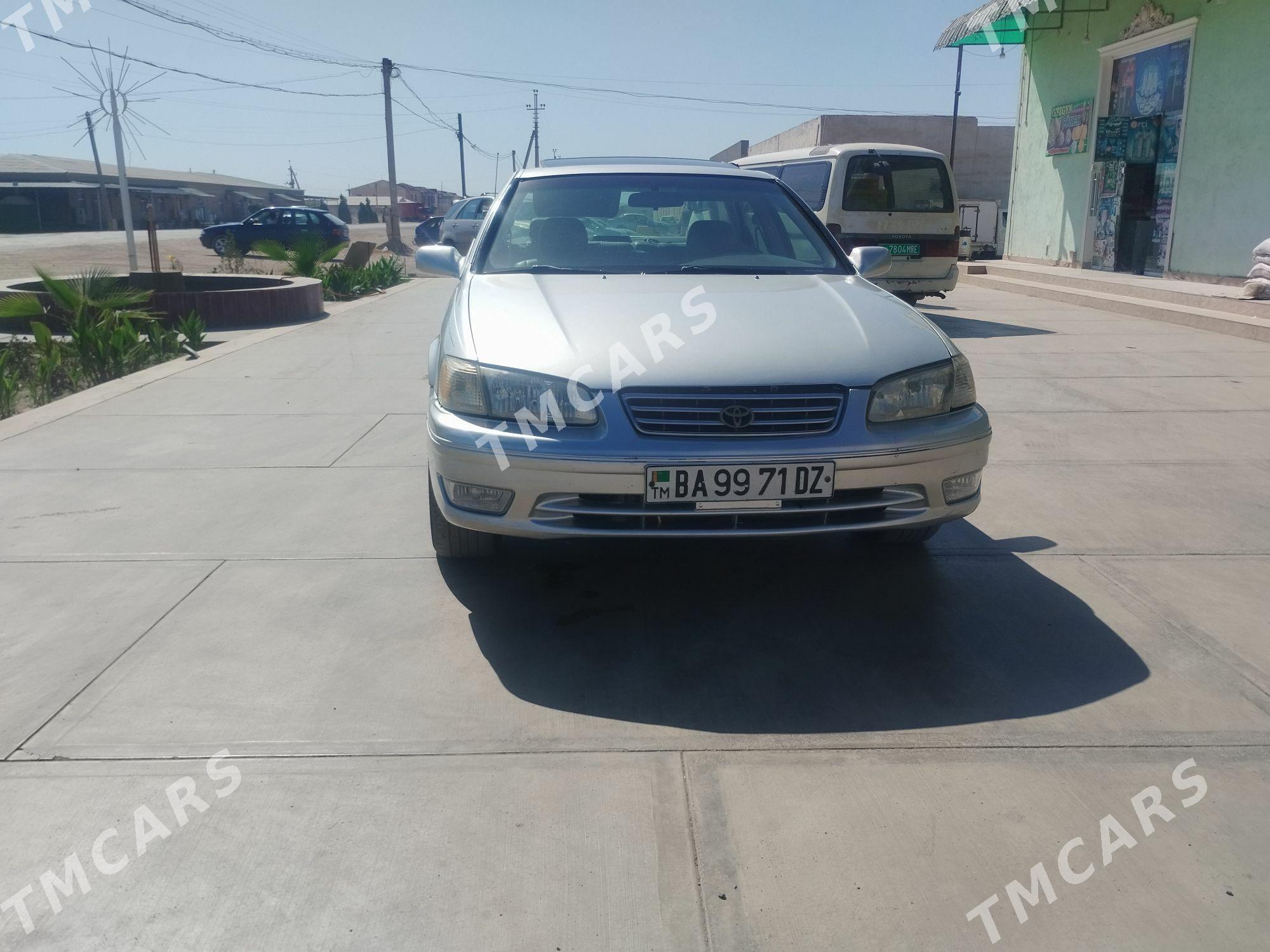 Toyota Camry 2001 - 135 000 TMT - Губадаг - img 6