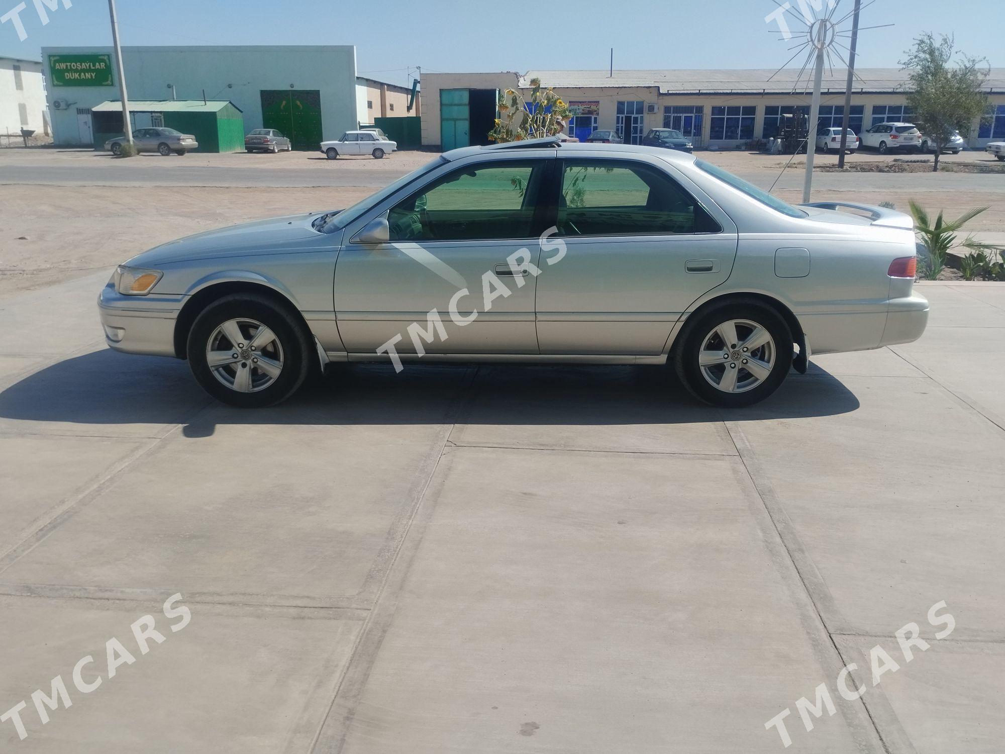 Toyota Camry 2001 - 135 000 TMT - Губадаг - img 2