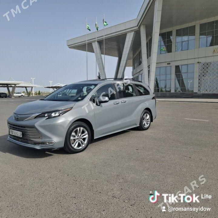 Toyota Sienna 2022 - 480 000 TMT - Türkmenabat - img 2