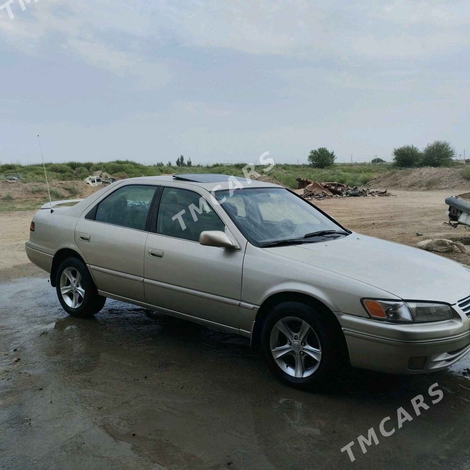 Toyota Camry 1998 - 140 000 TMT - Гарабекевюл - img 2