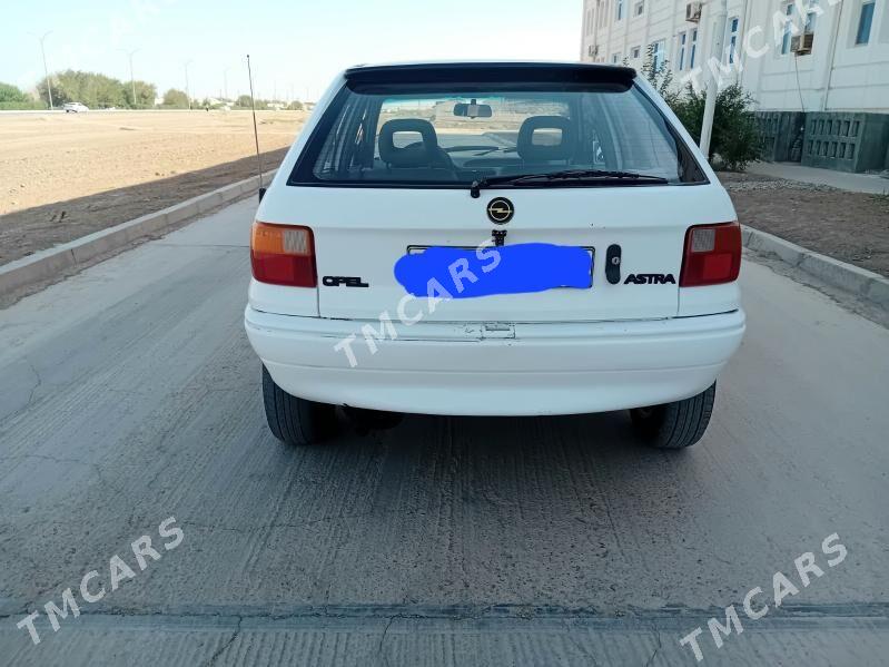 Opel Astra 1991 - 40 000 TMT - Теджен - img 3