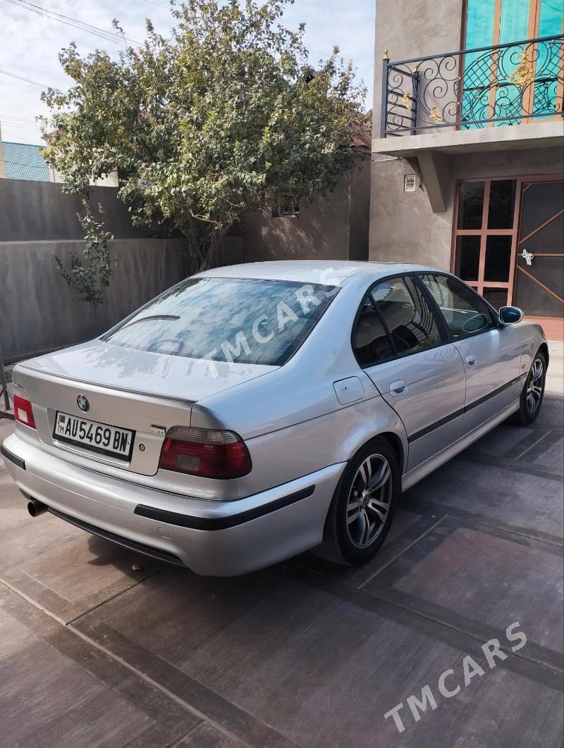 BMW E39 2000 - 115 000 TMT - Балканабат - img 8