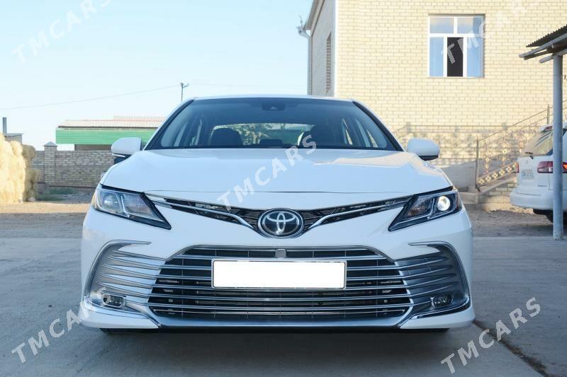 Toyota Camry 2023 - 327 000 TMT - Babadaýhan - img 3