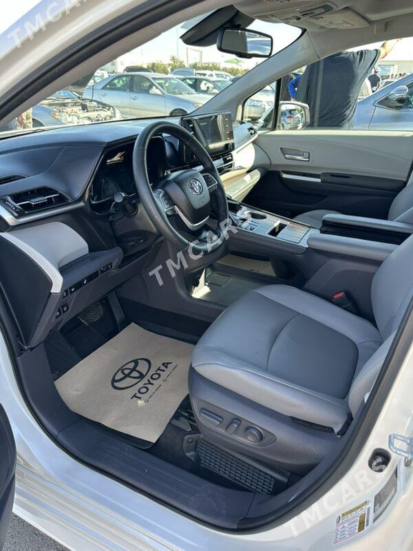 Toyota Sienna 2022 - 460 000 TMT - Daşoguz - img 6