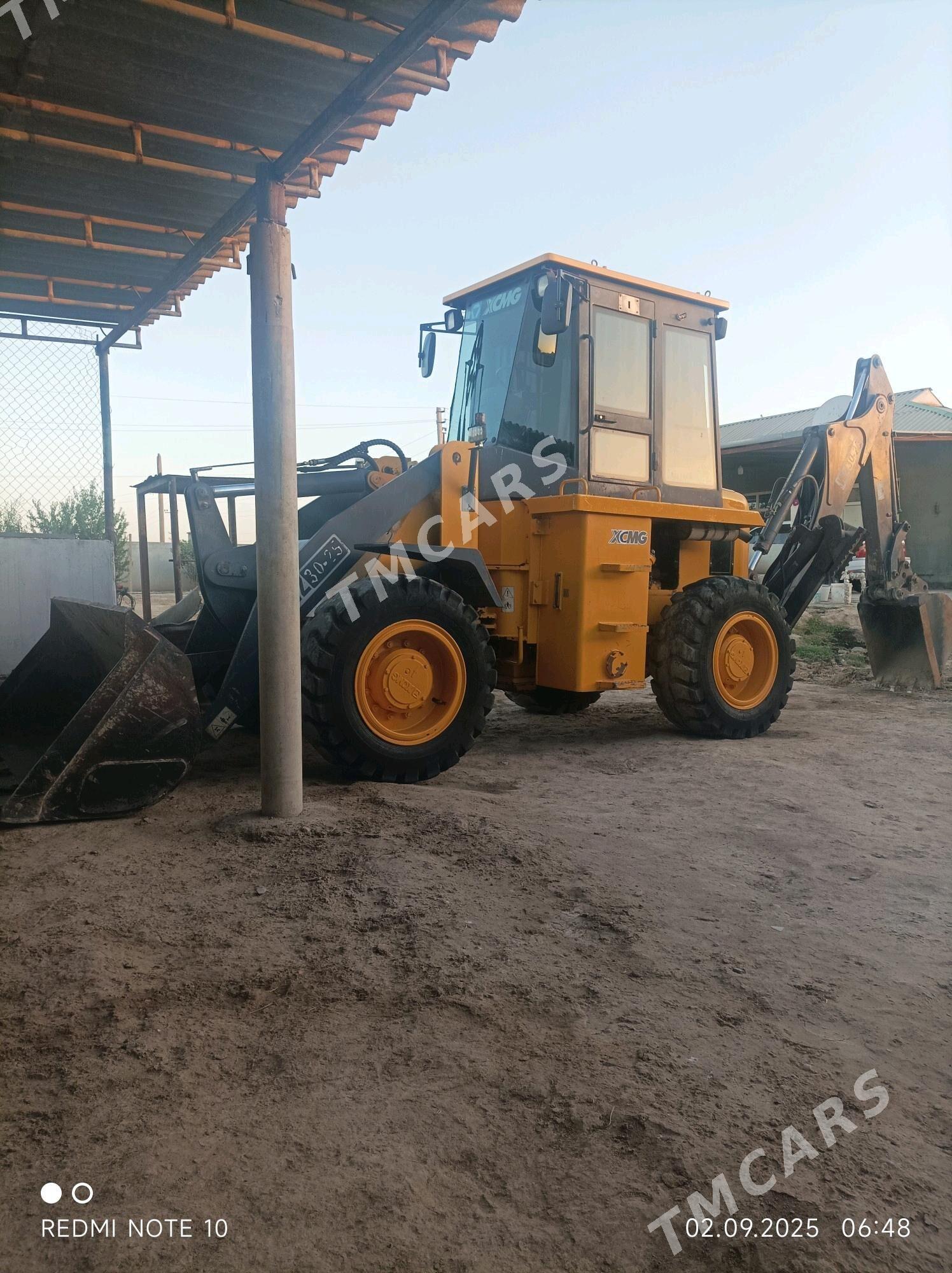 JCB 4CX ECO 2011 - 234 000 TMT - Ак-Бугдайский этрап - img 4
