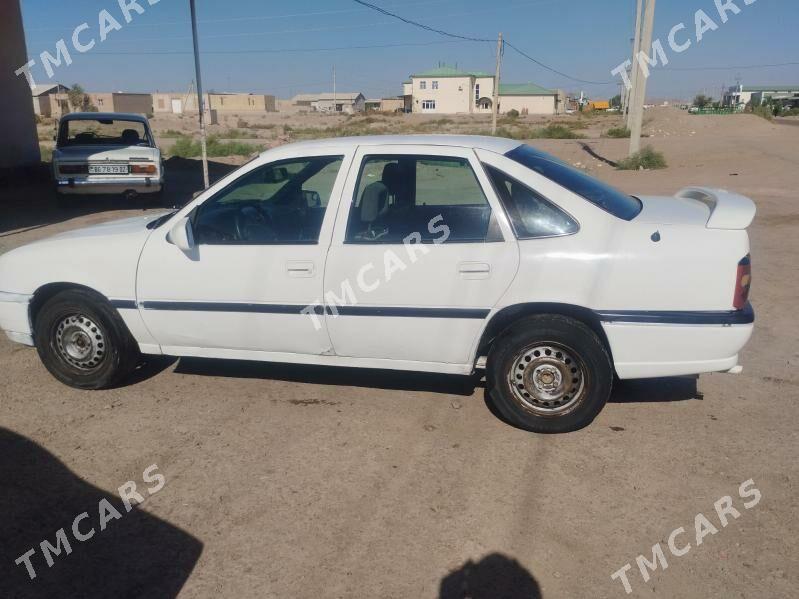 Opel Vectra 1995 - 16 000 TMT - Губадаг - img 5