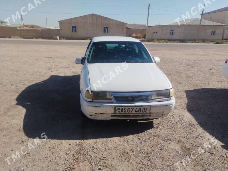 Opel Vectra 1995 - 16 000 TMT - Губадаг - img 2