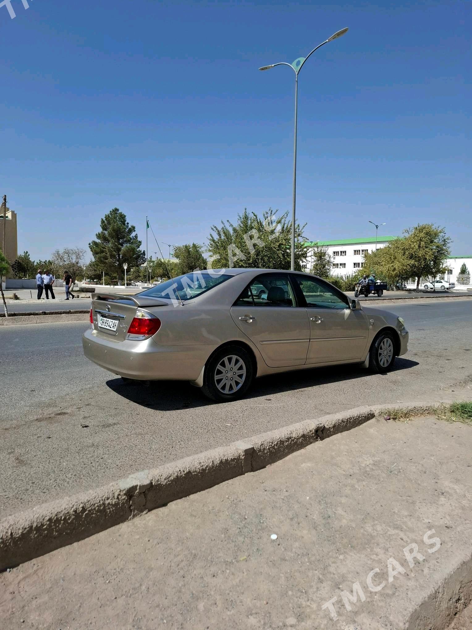 Toyota Camry 2005 - 190 000 TMT - Бабадайхан - img 5