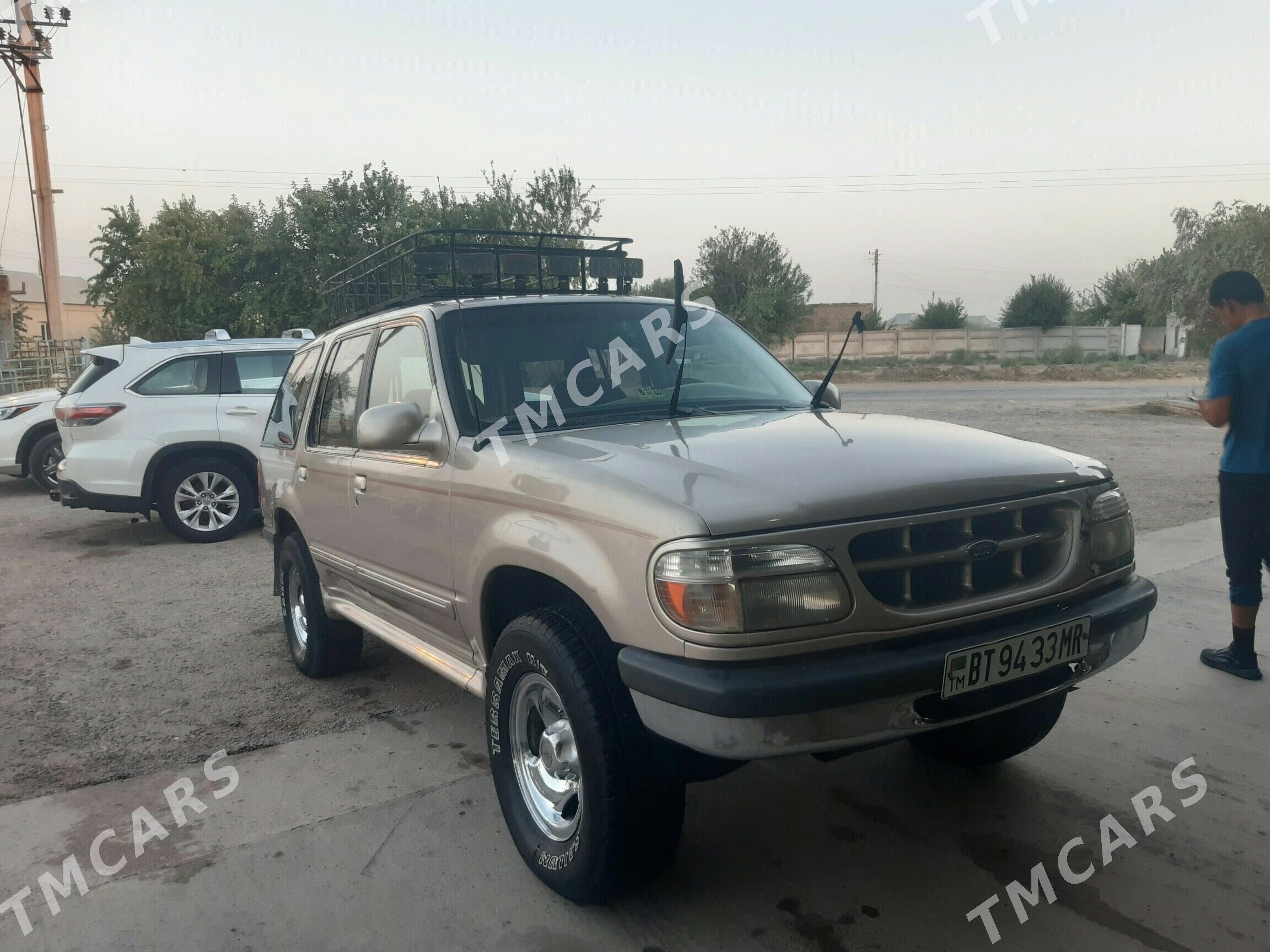 Ford Explorer 1998 - 55 000 TMT - Мары - img 2