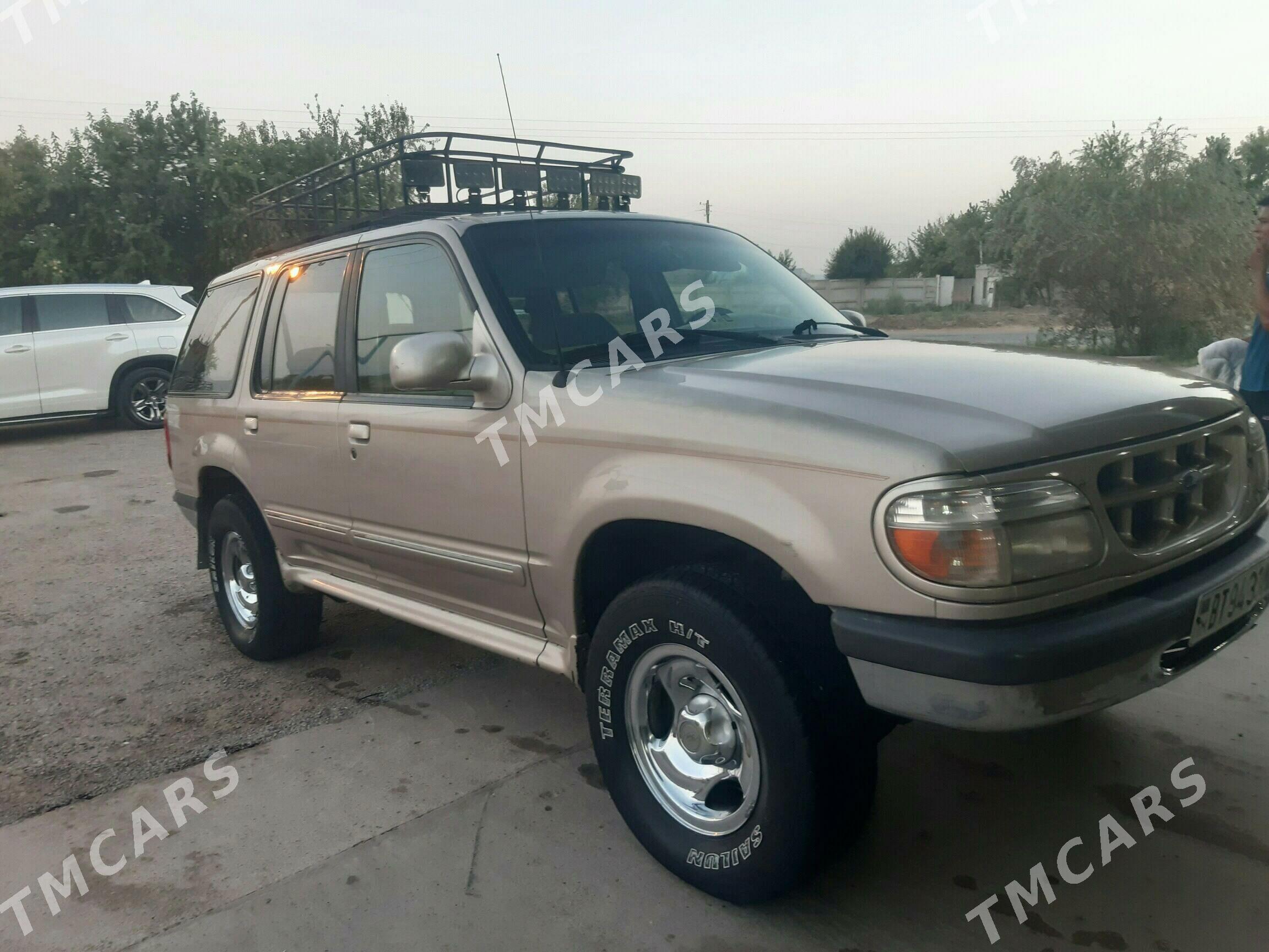 Ford Explorer 1998 - 55 000 TMT - Мары - img 5