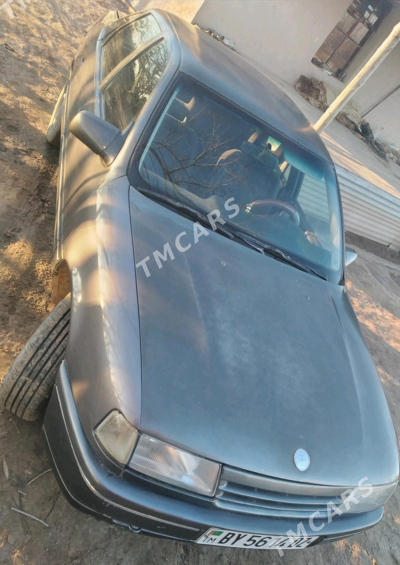 Opel Vectra 1992 - 35 000 TMT - Кёнеургенч - img 2