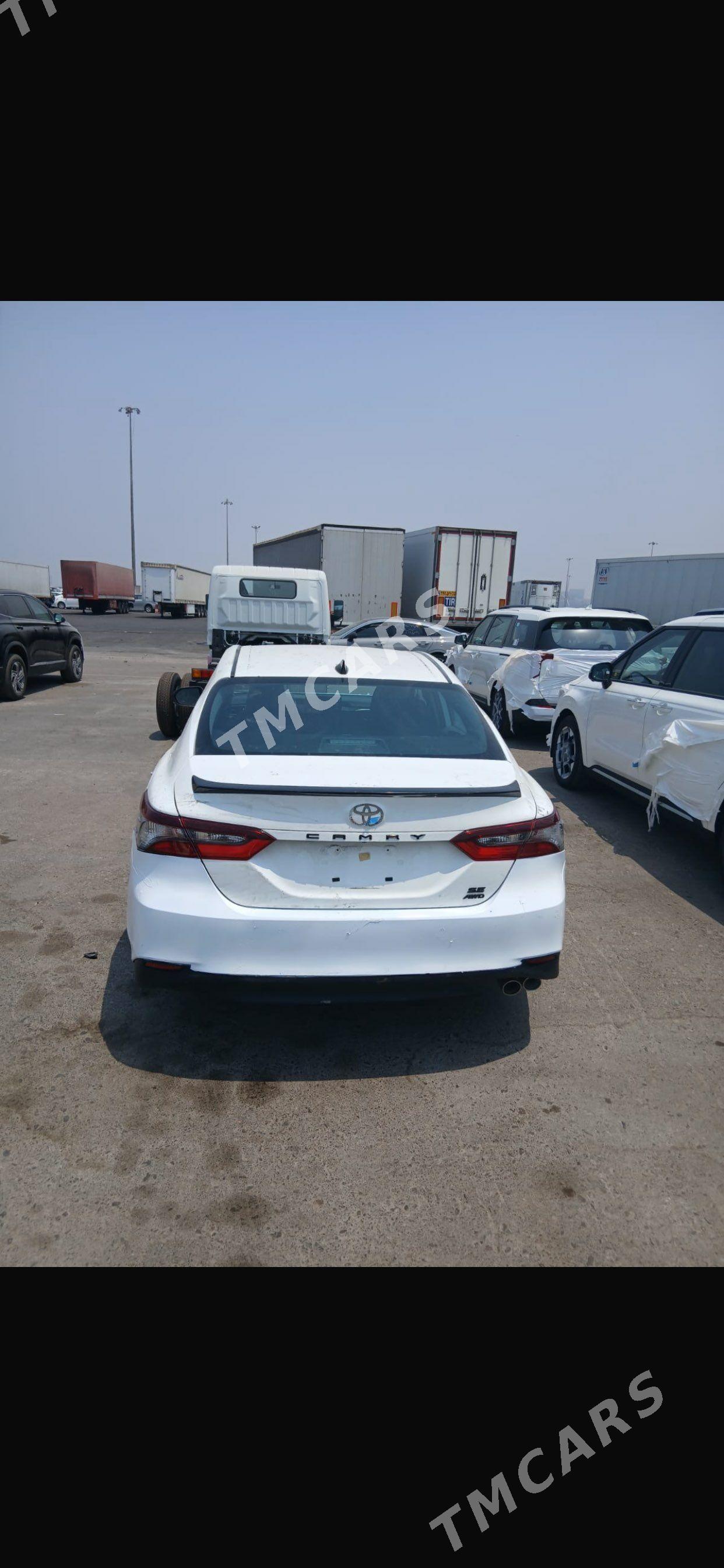 Toyota Camry 2022 - 240 000 TMT - Мары - img 4