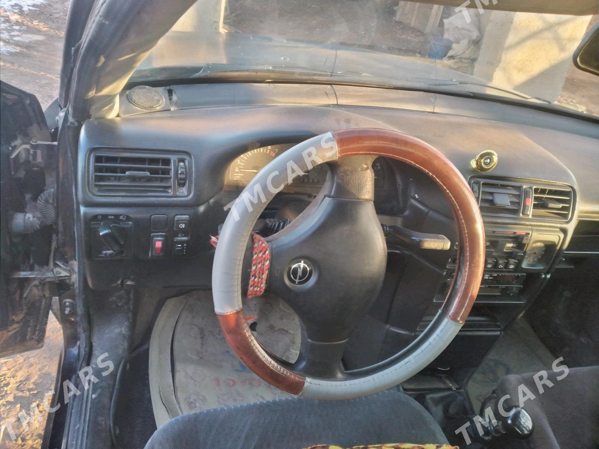 Opel Vectra 1992 - 35 000 TMT - Кёнеургенч - img 6