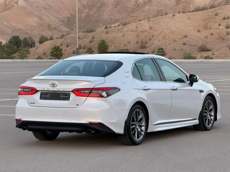 Toyota Camry 2021 - 320 000 TMT - Aşgabat - img 5