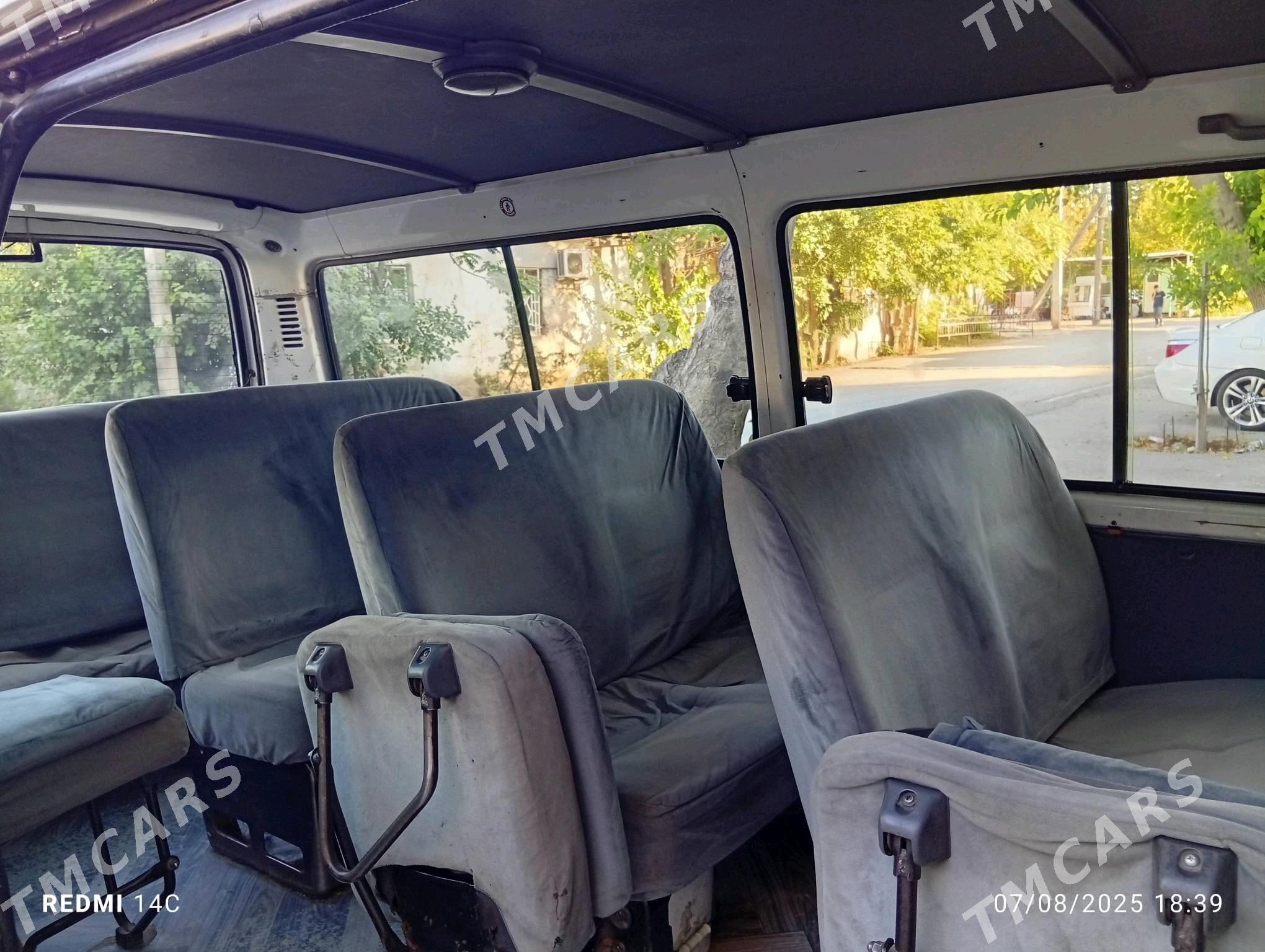 Toyota Hiace 2000 - 120 000 TMT - Hitrowka - img 6