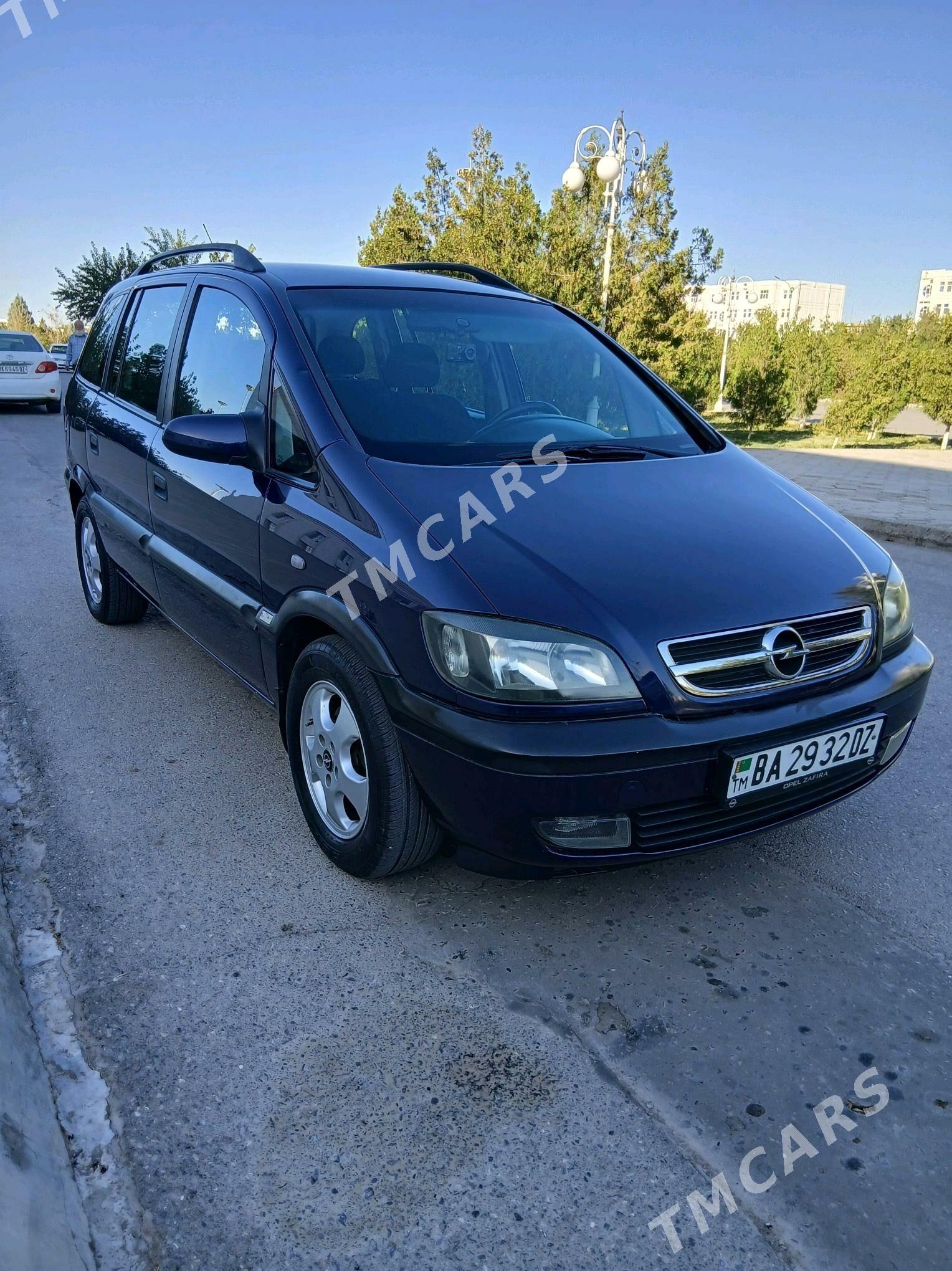 Opel Zafira 2003 - 98 000 TMT - Дашогуз - img 4