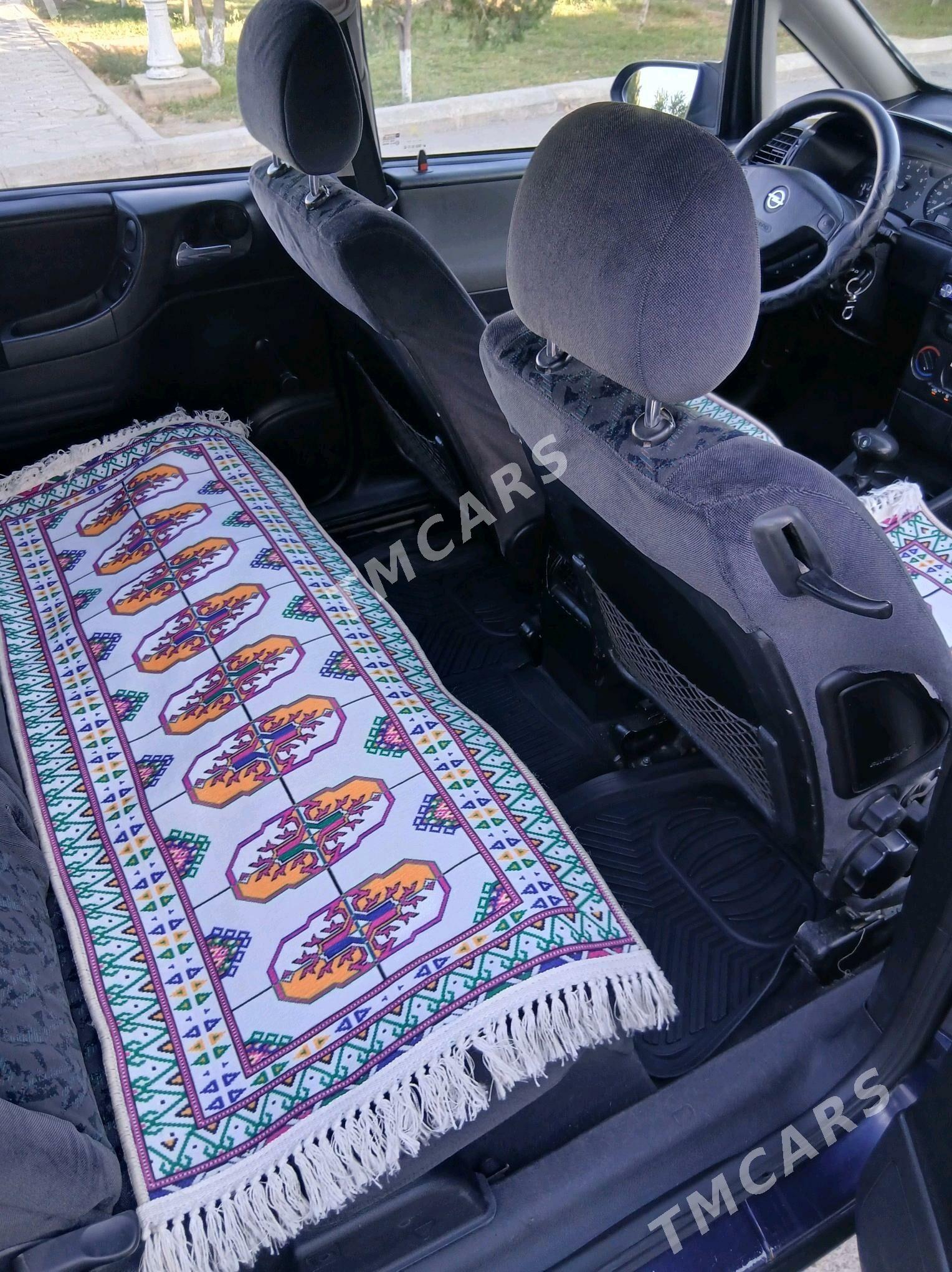Opel Zafira 2003 - 98 000 TMT - Дашогуз - img 5