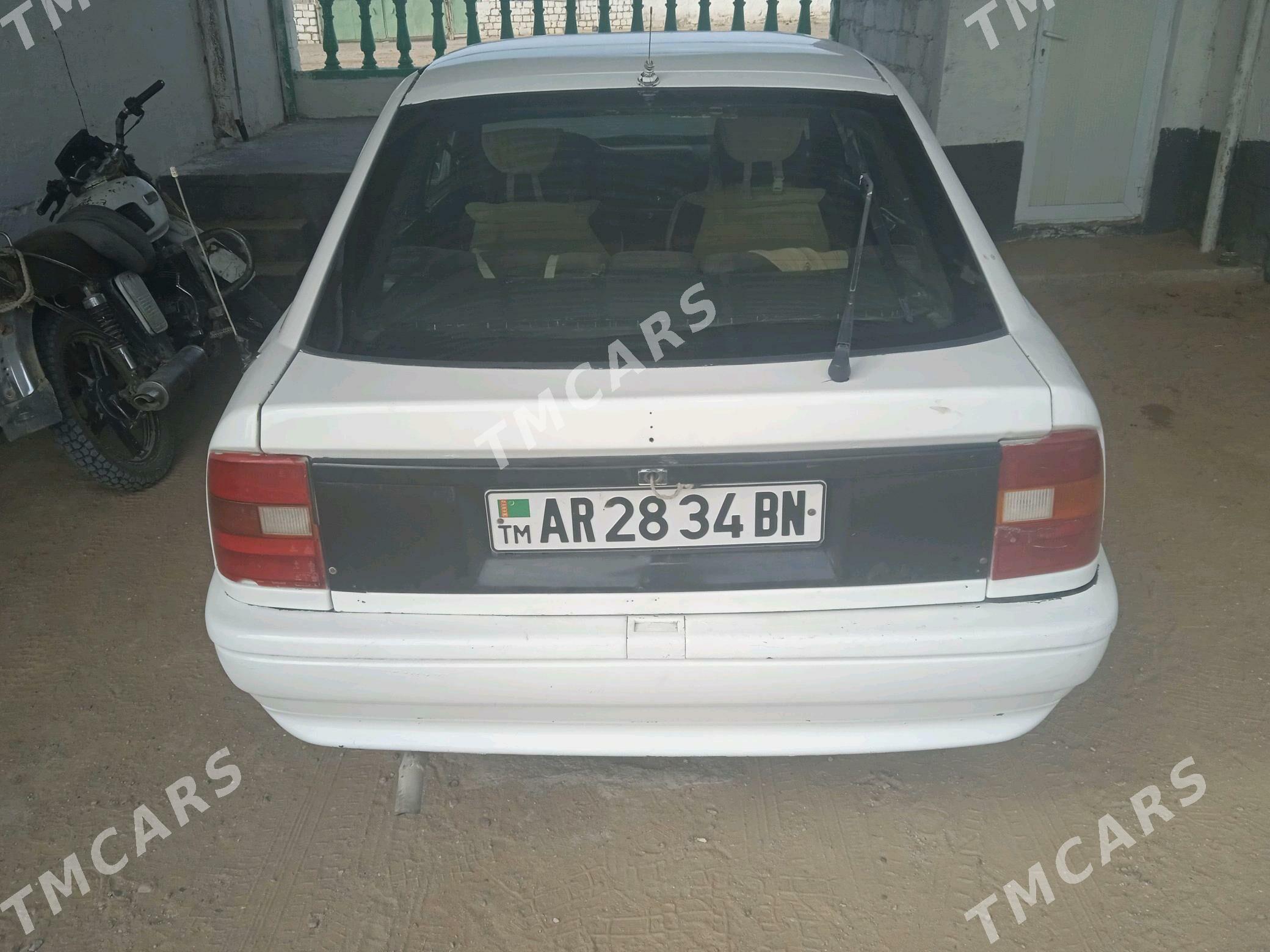 Opel Vectra 1991 - 26 000 TMT - Туркменбаши - img 4