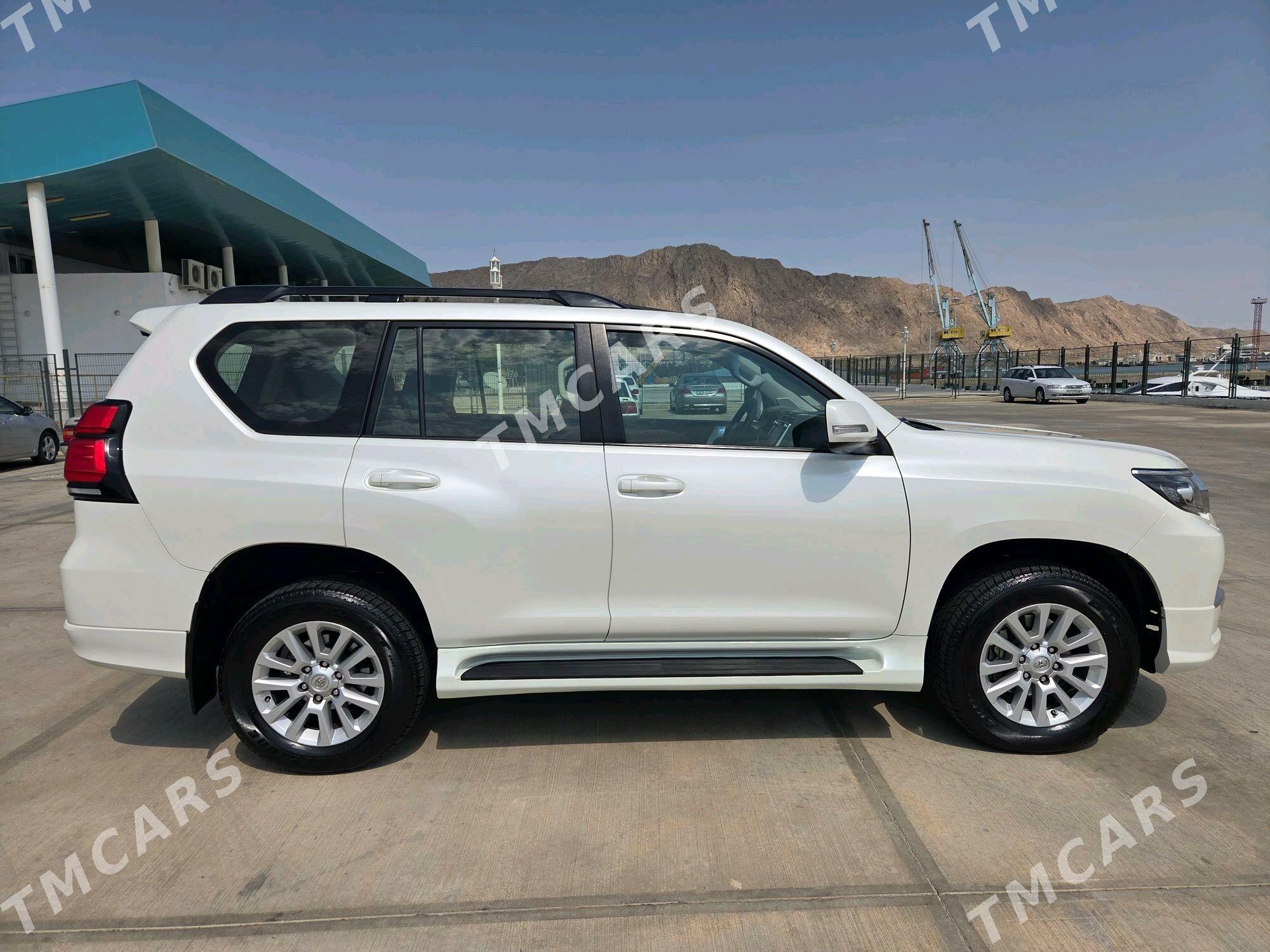 Toyota Land Cruiser Prado 2018 - 809 000 TMT - Туркменбаши - img 3