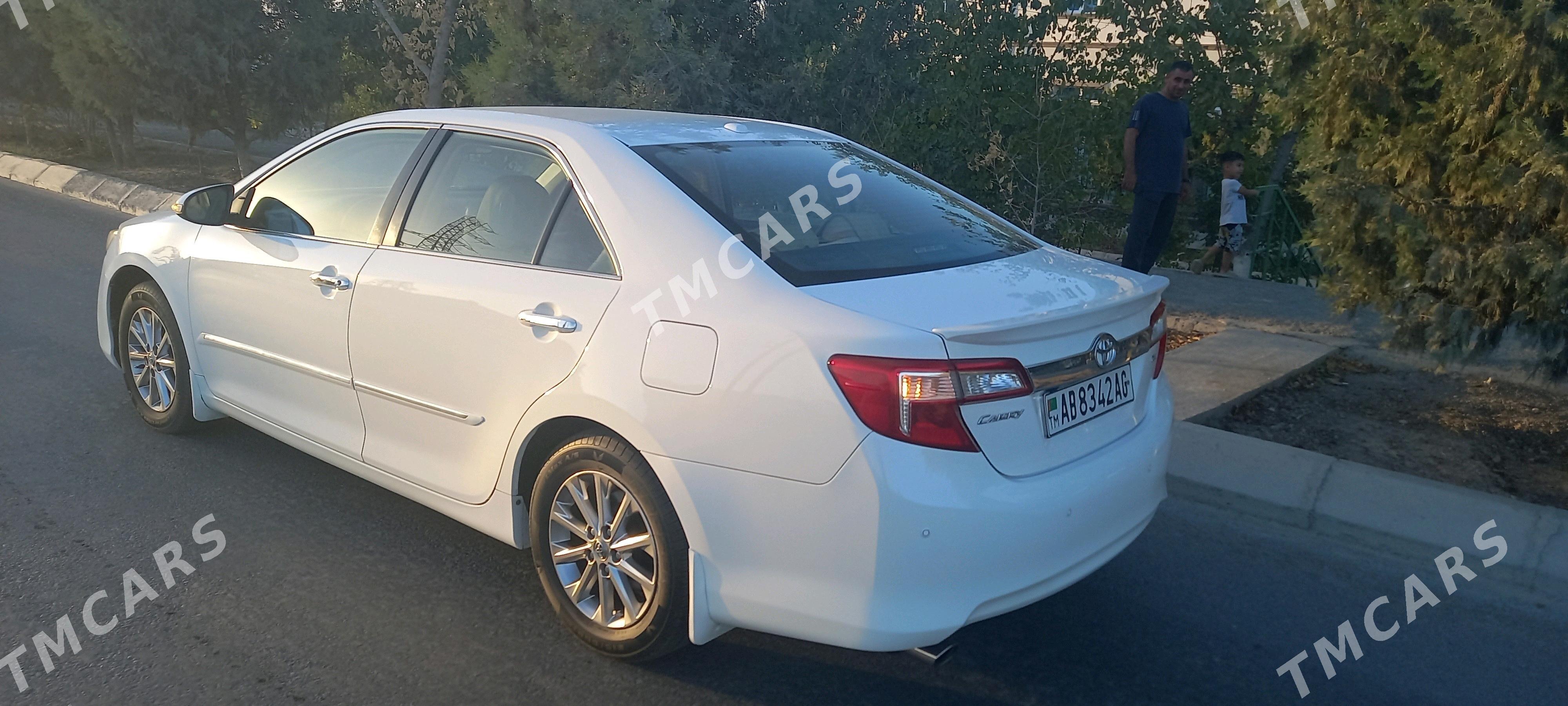 Toyota Camry 2013 - 225 000 TMT - Aşgabat - img 2