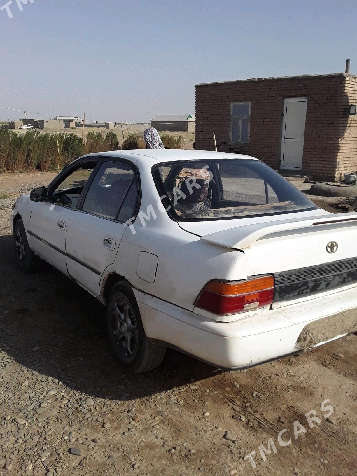 Toyota Corolla 1994 - 40 000 TMT - Серахс - img 5