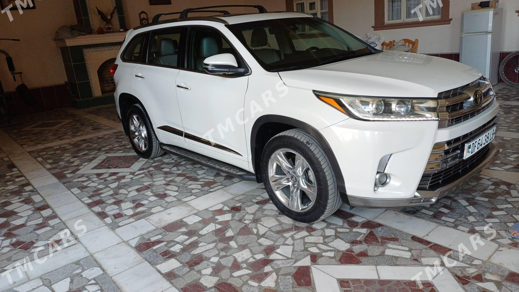 Toyota Highlander 2019 - 520 000 TMT - Туркменабат - img 2