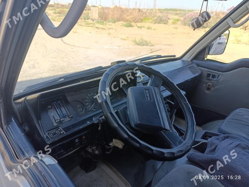 Toyota Hiace 1986 - 52 000 TMT - Mary - img 3