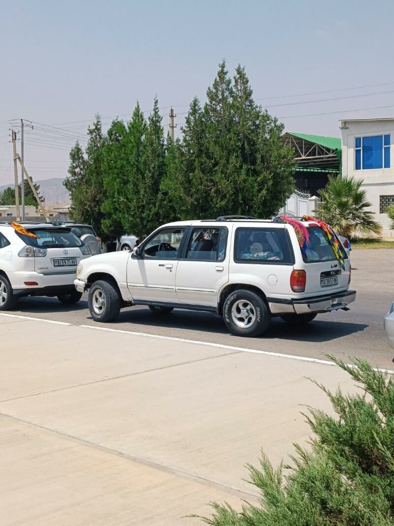 Ford Explorer 1998 - 43 000 TMT - Magtymguly - img 8