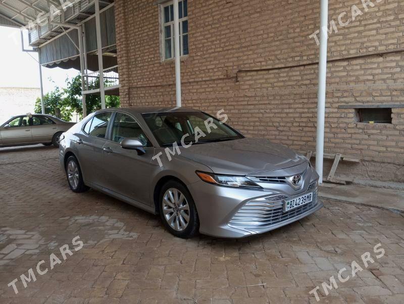 Toyota Camry 2019 - 265 000 TMT - Байрамали - img 4