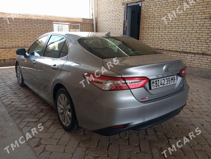 Toyota Camry 2019 - 265 000 TMT - Байрамали - img 3