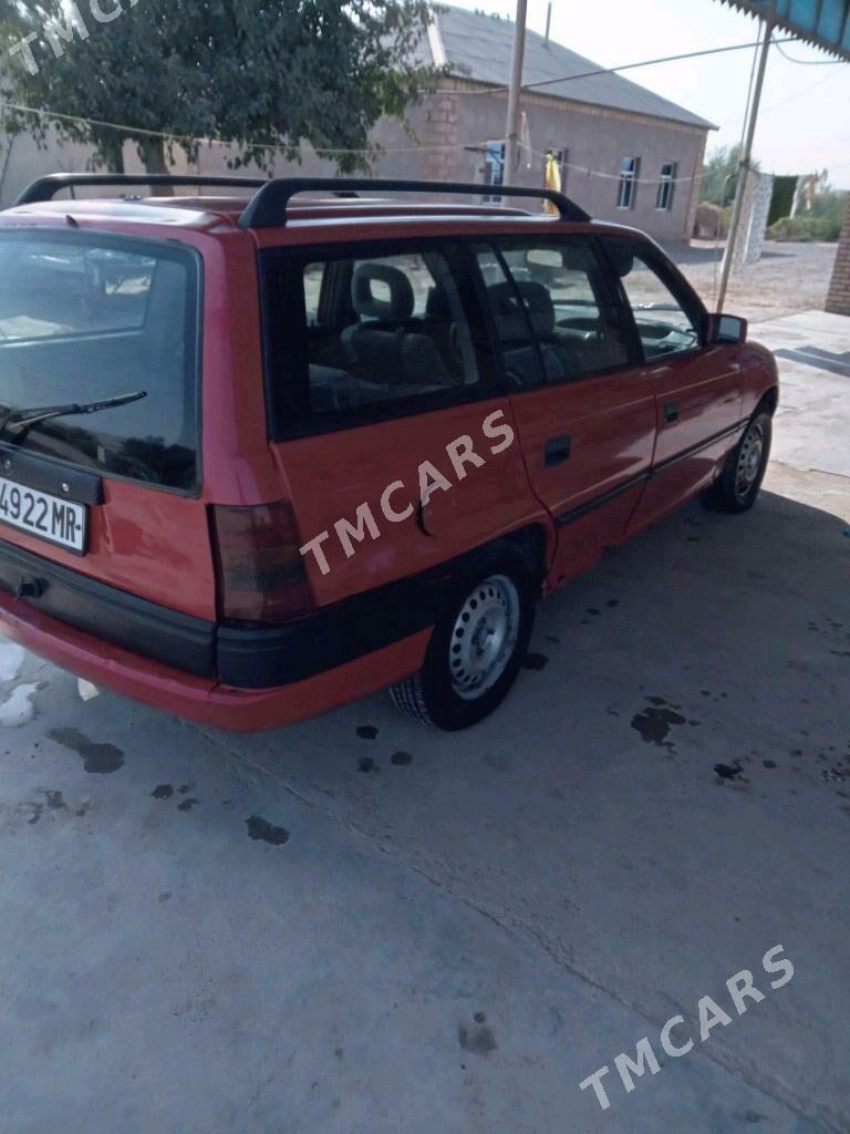 Opel Astra 1993 - 18 000 TMT - Сакарчага - img 5