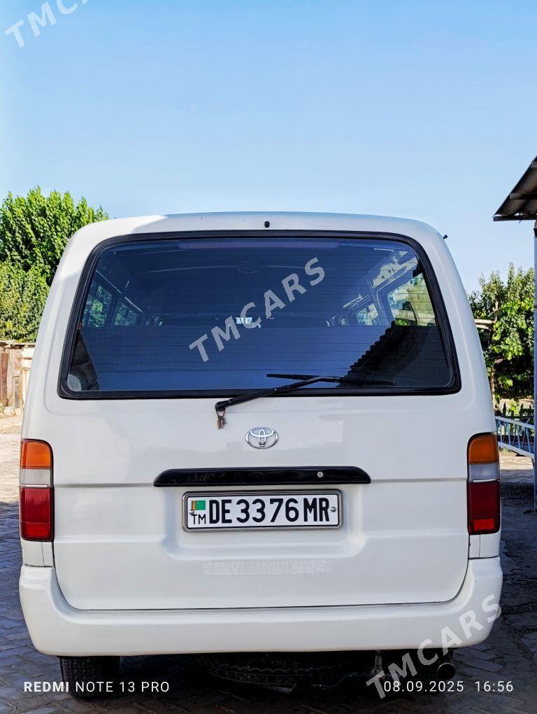 Toyota Hiace 2001 - 152 000 TMT - Baýramaly - img 2