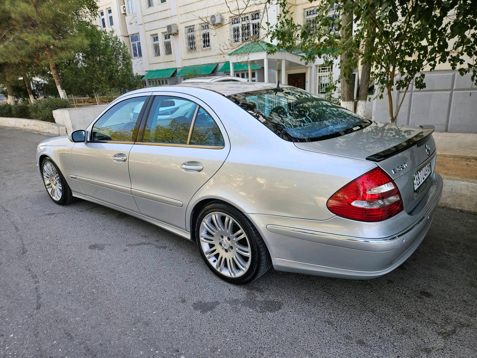 Mercedes-Benz E320 2004 - 146 000 TMT - Анев - img 5