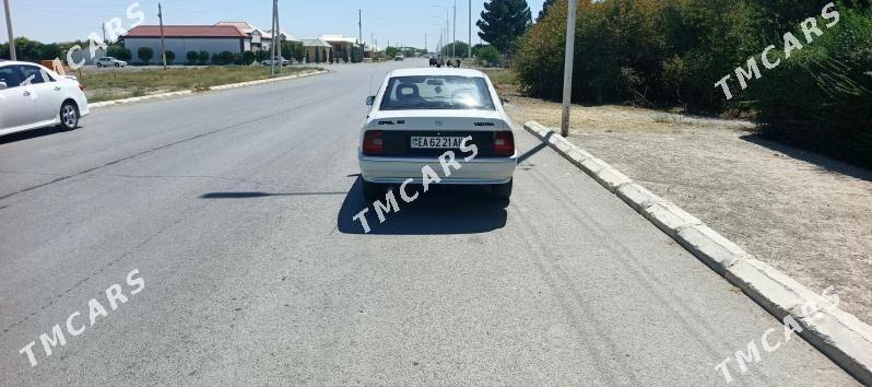 Opel Vectra 1992 - 29 000 TMT - Bäherden - img 3