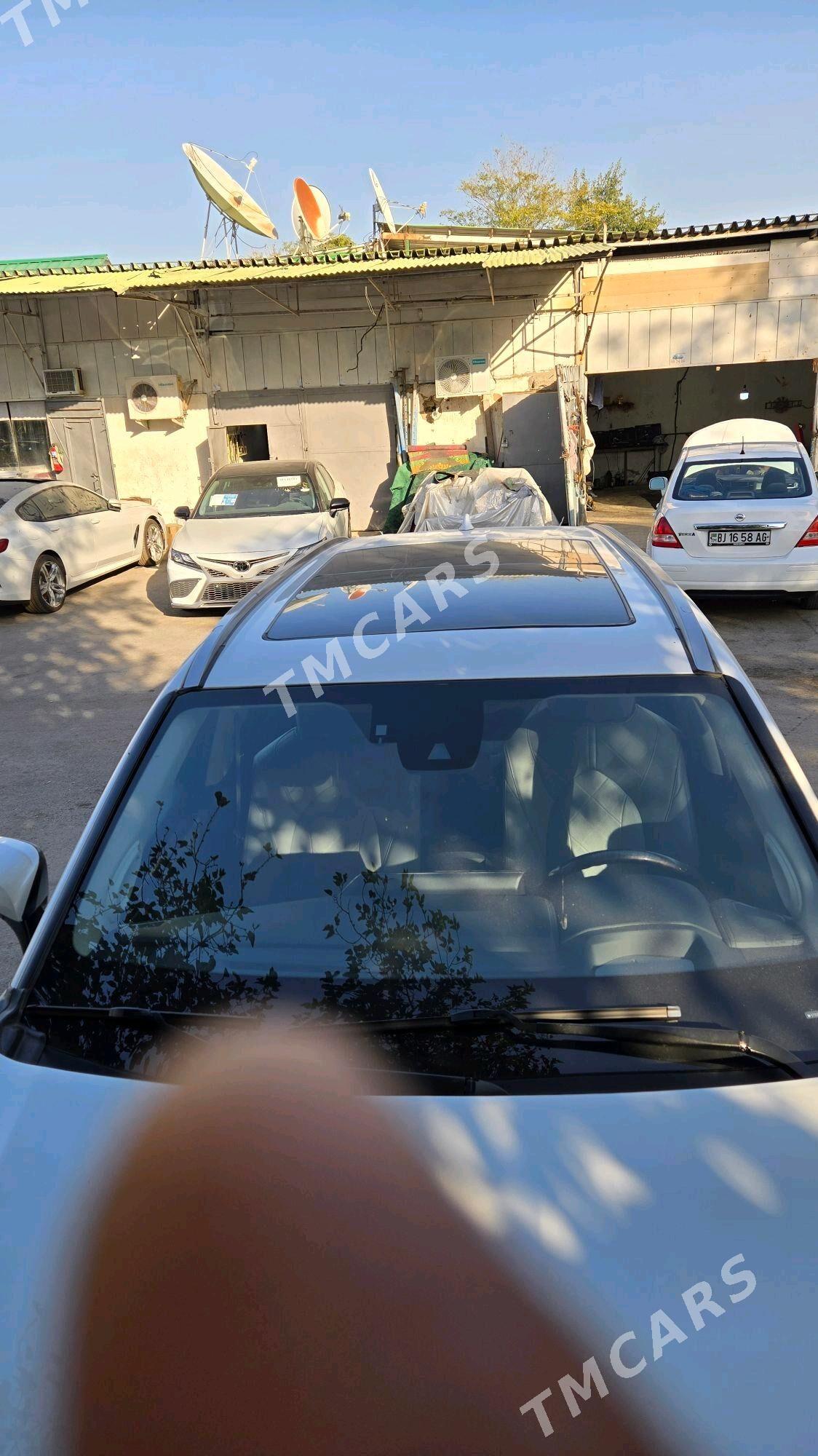 Toyota Highlander 2021 - 595 000 TMT - Aşgabat - img 3