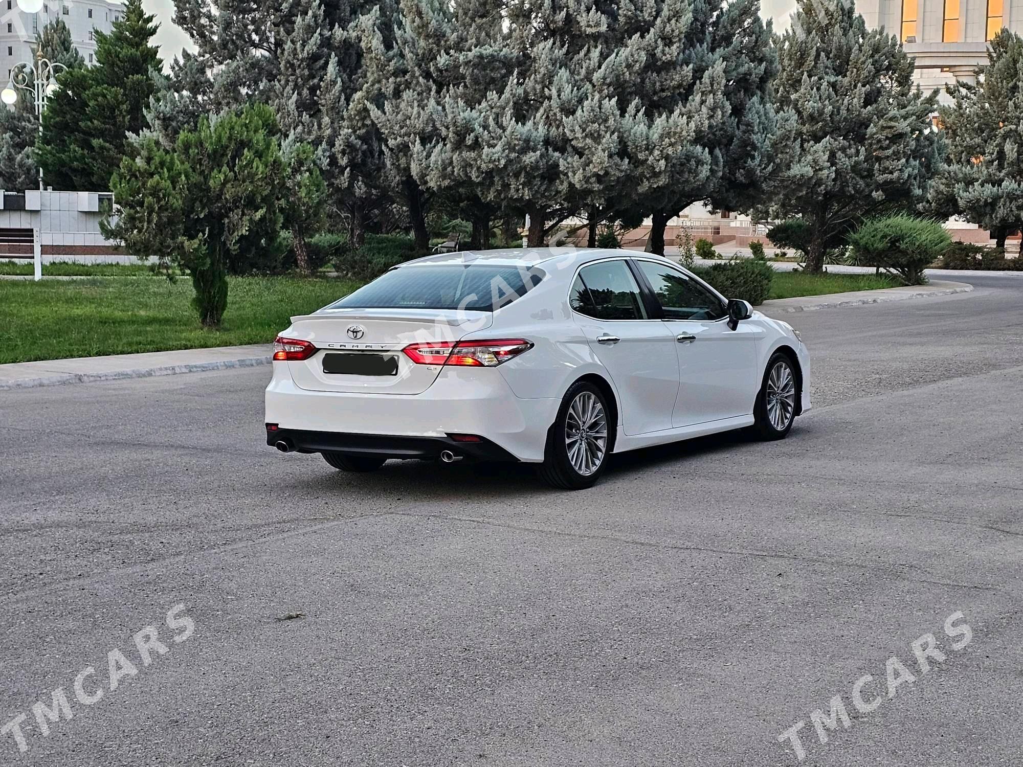 Toyota Camry 2018 - 246 000 TMT - Aşgabat - img 2