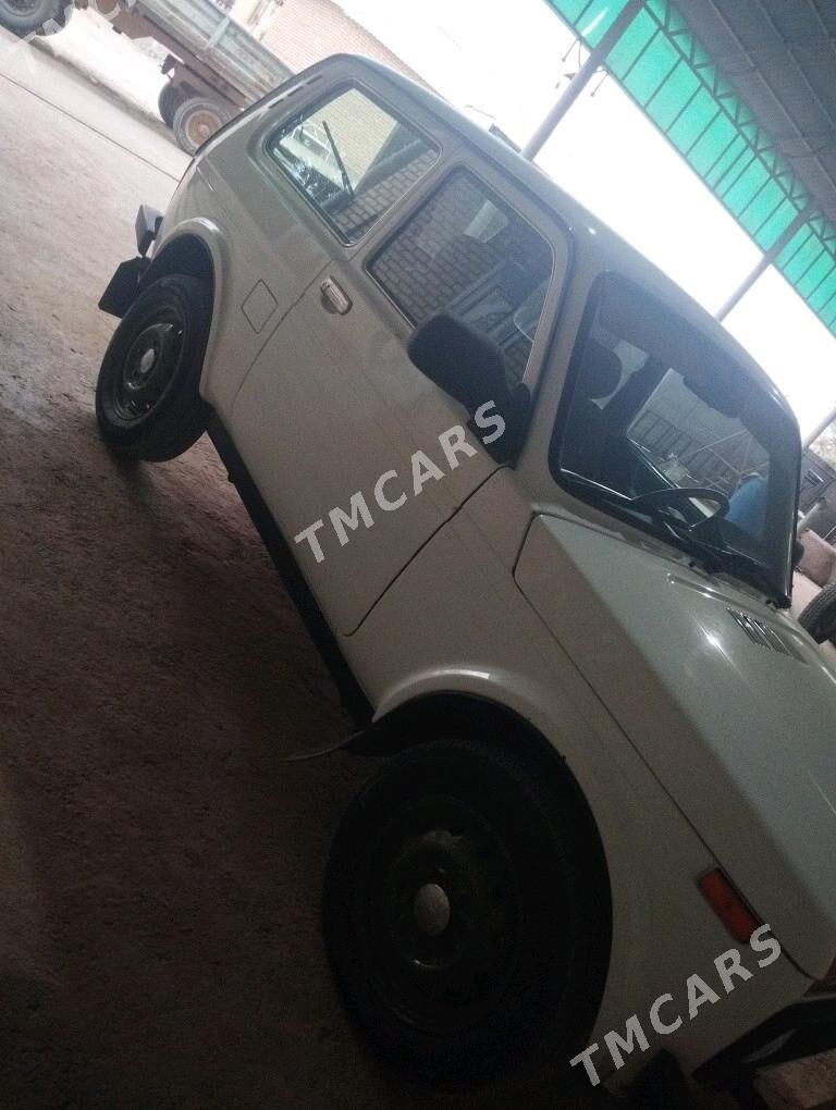 Lada Niva 2012 - 76 000 TMT - Бабадайхан - img 4