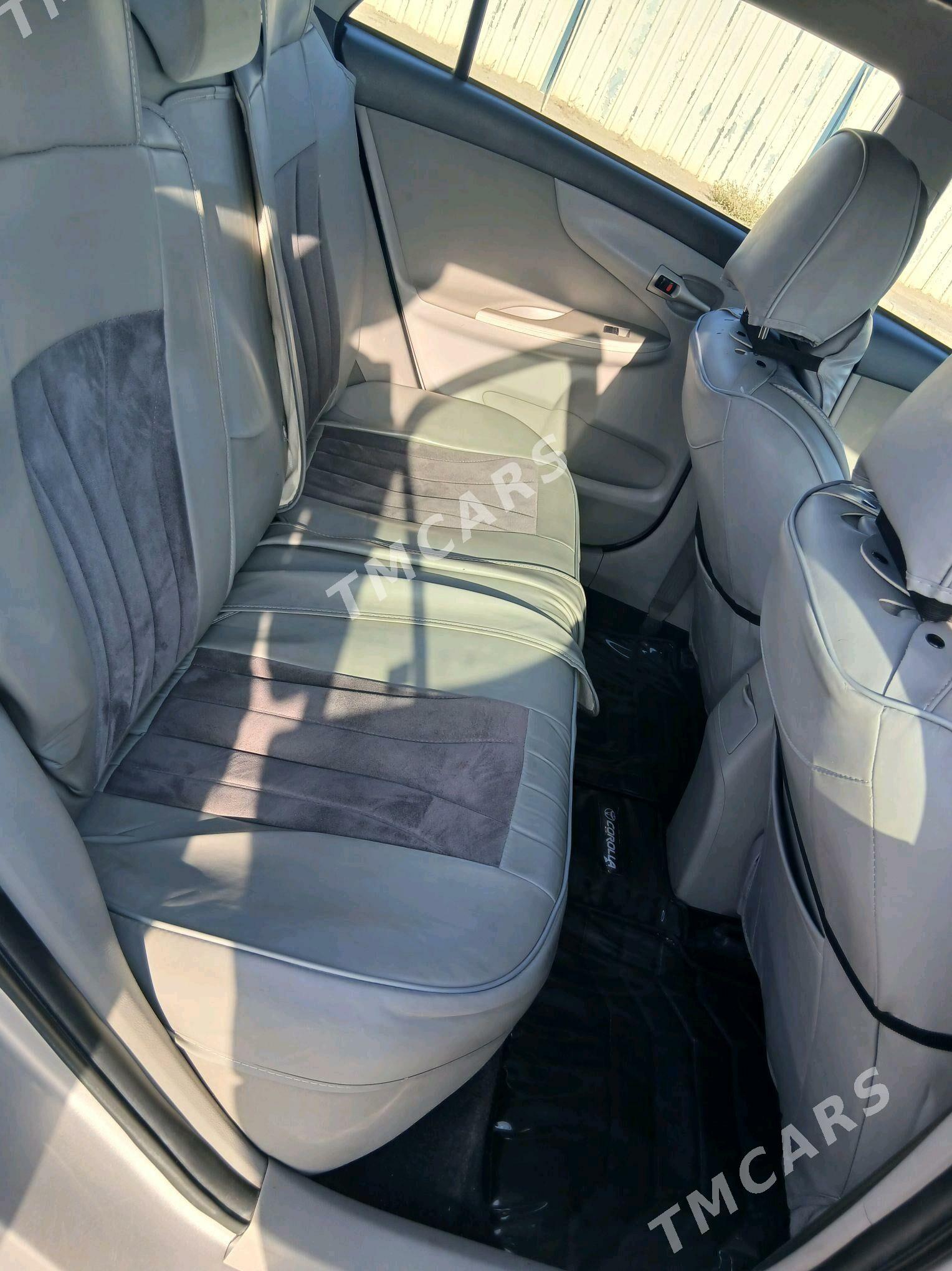 Toyota Corolla 2011 - 160 000 TMT - Türkmenbaşy - img 4