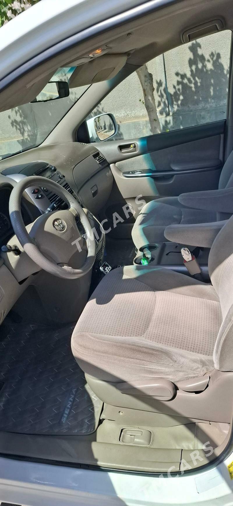 Toyota Sienna 2009 - 220 000 TMT - Ашхабад - img 5