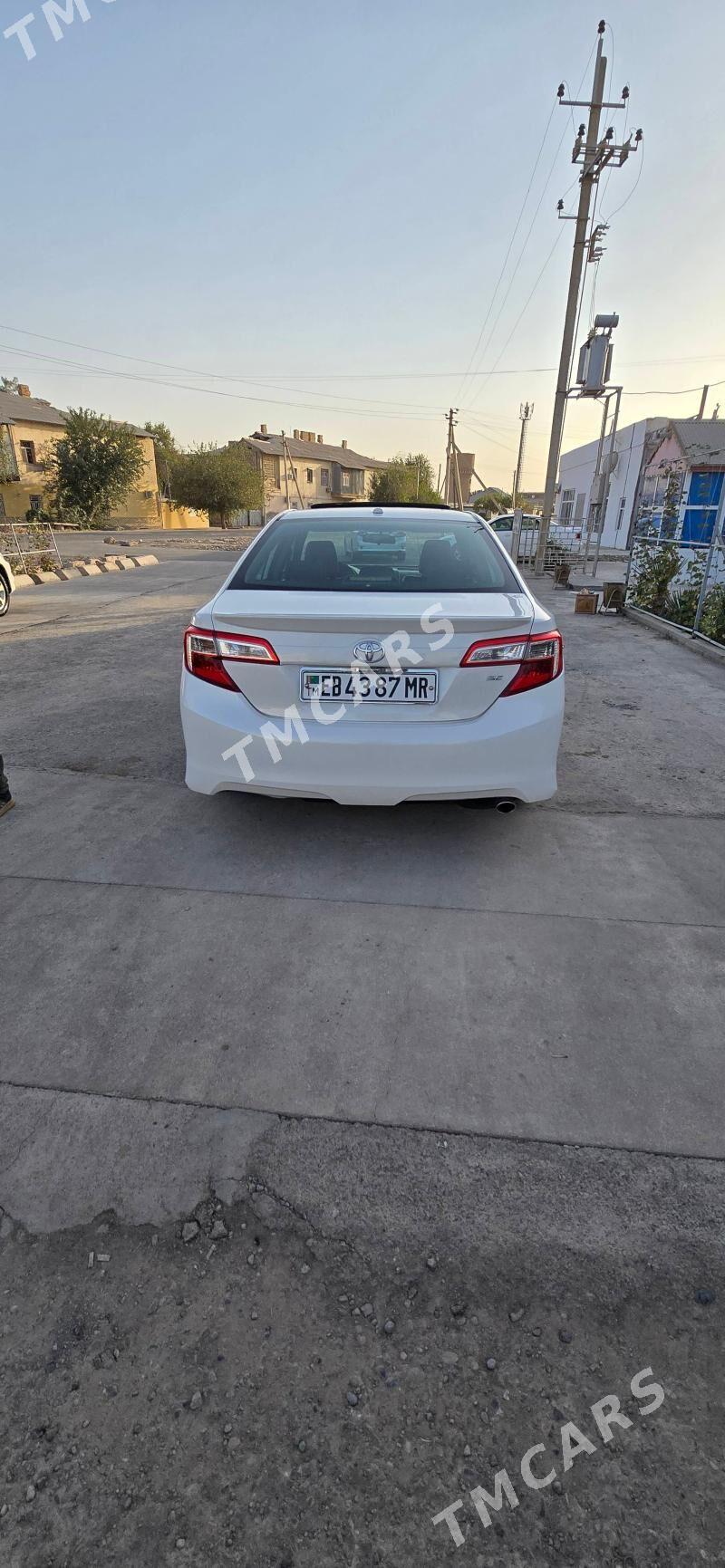 Toyota Camry 2012 - 210 000 TMT - Мары - img 2