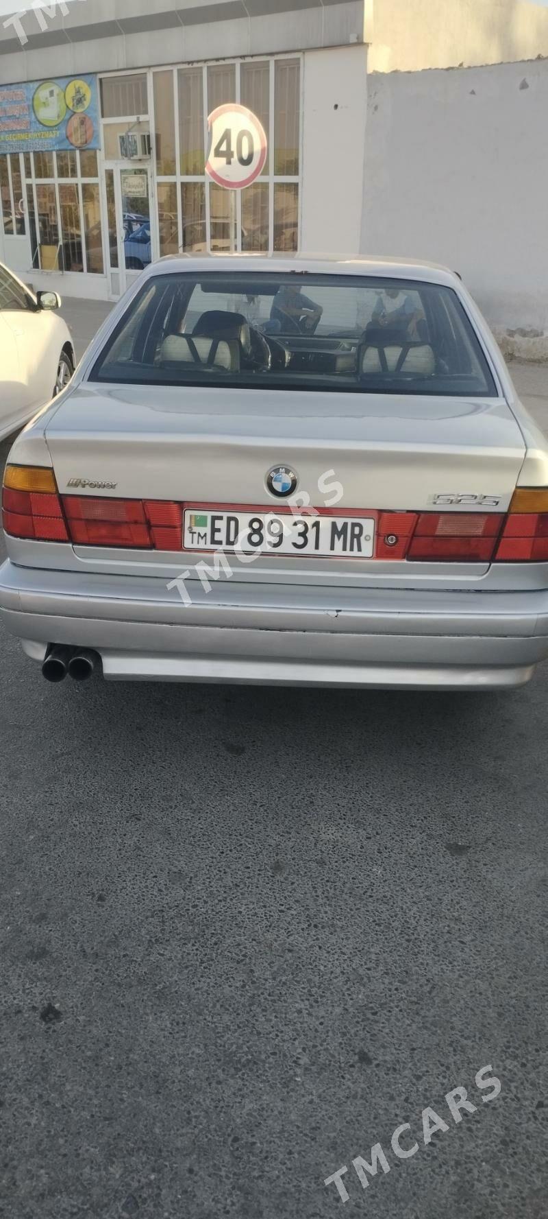 BMW 525 1990 - 35 000 TMT - Мургап - img 2