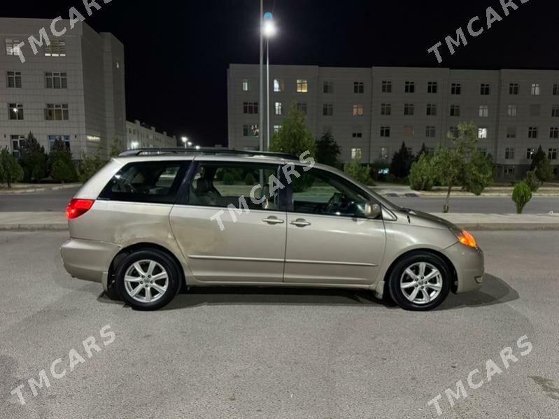 Toyota Sienna 2004 - 185 000 TMT - Ашхабад - img 4
