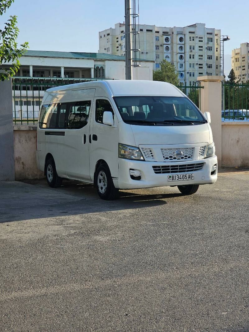 Toyota Hiace 2014 - 270 000 TMT - Aşgabat - img 7