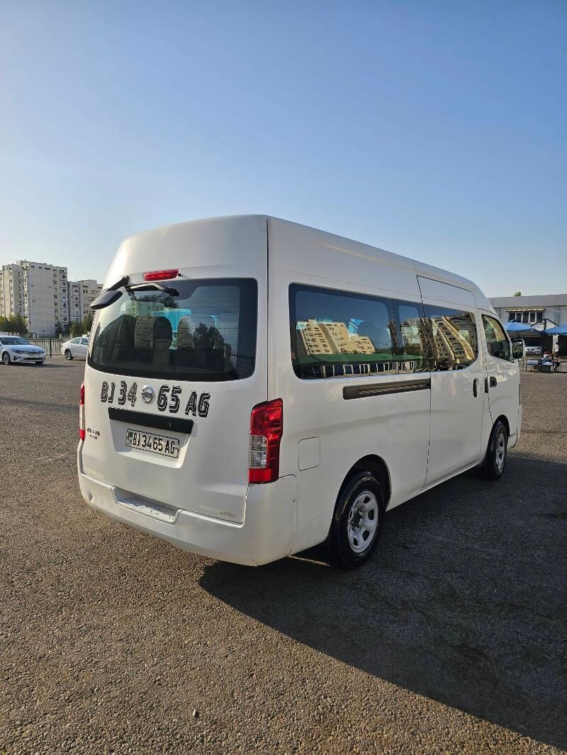 Toyota Hiace 2014 - 270 000 TMT - Aşgabat - img 4