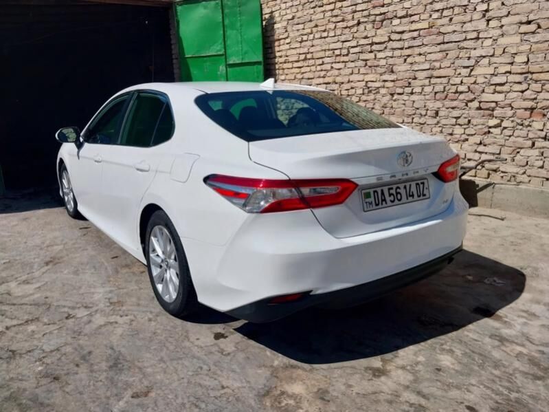 Toyota Camry 2020 - 300 000 TMT - Köneürgenç - img 2