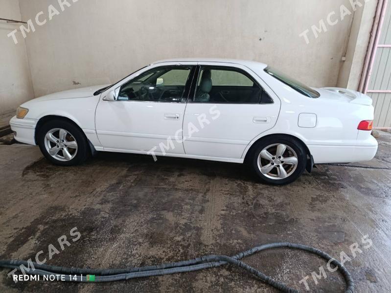 Toyota Camry 1997 - 130 000 TMT - Векильбазар - img 2