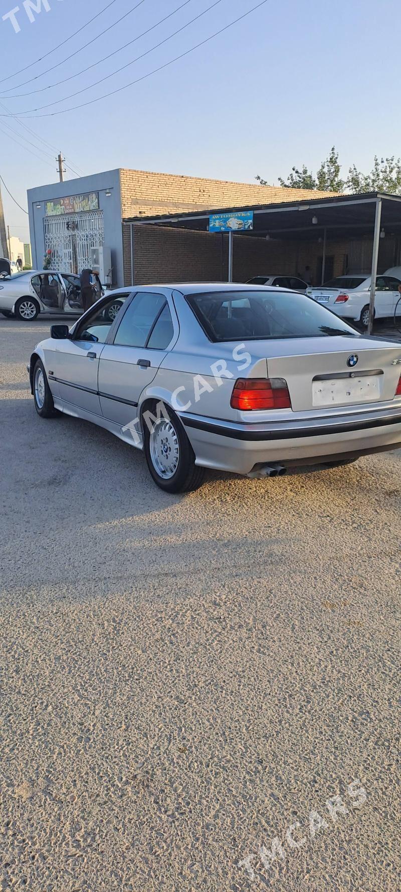 BMW 3 Series 1992 - 44 000 TMT - Kaka - img 3