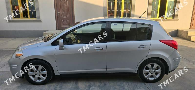 Nissan Versa 2010 - 127 000 TMT - Ашхабад - img 4